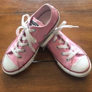 Girls Size 2, Pink Glitter/Snakeskin Converse